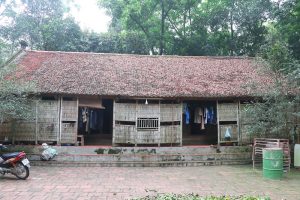 Hiên nhà truyền thống Việt Nam: Như thành phần văn hoá kết nối xã hội và tạo bản sắc đô thị缩略图